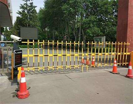 小區(qū)車牌識別柵欄道閘